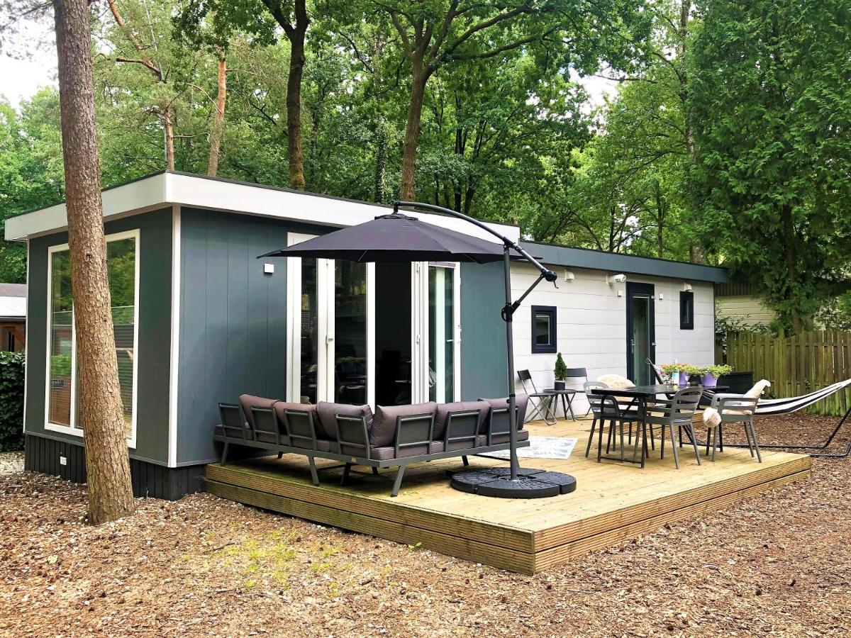 Luxe Chalet Leeuwenhart - Recreation Only Hoenderloo Bagian luar foto